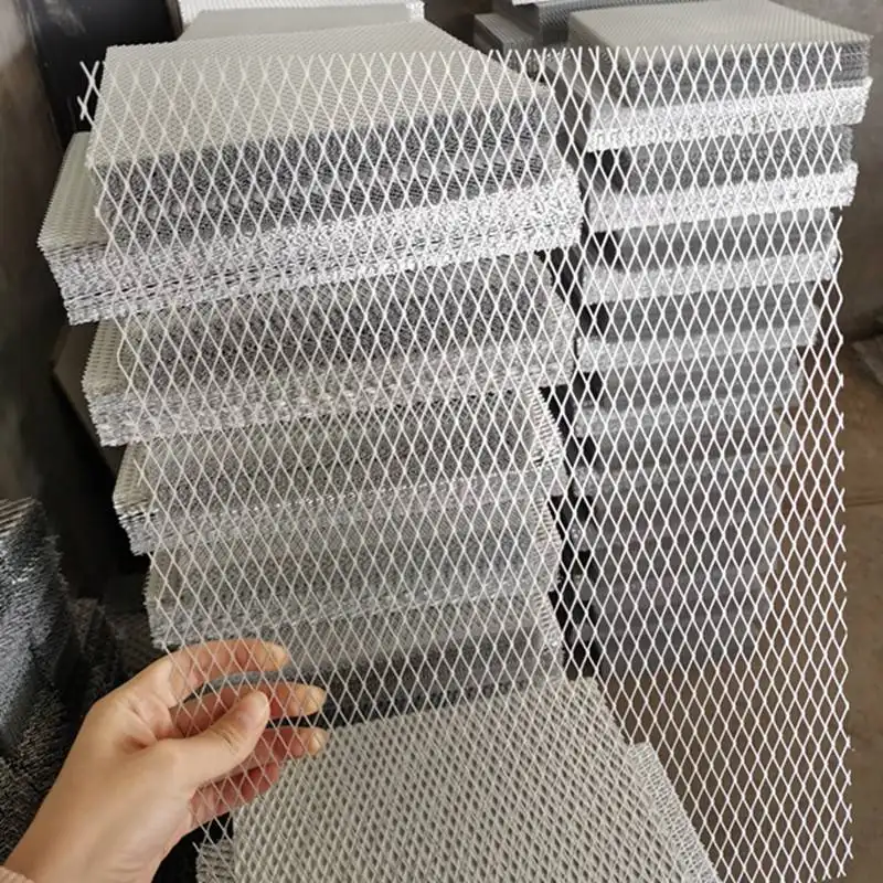 Expanded metal mesh