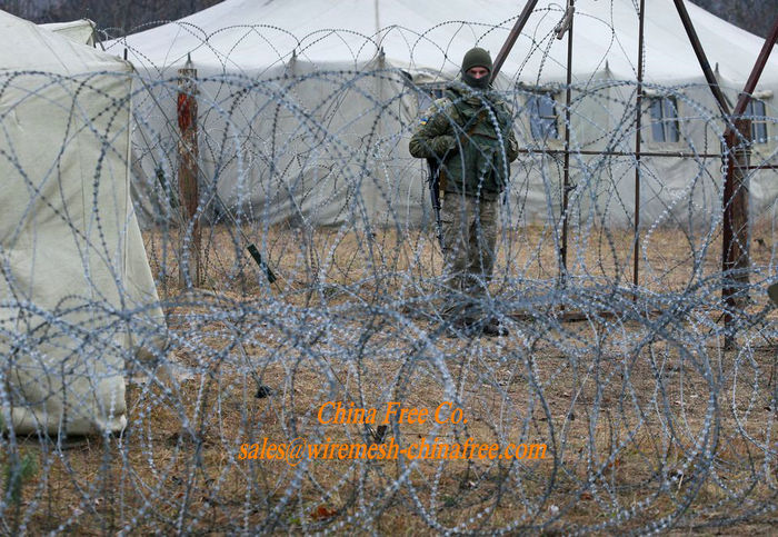 razor wire for border