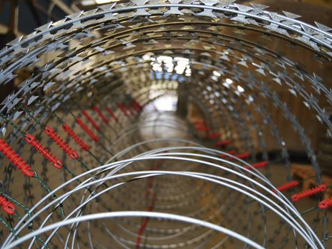 Double Concertina Razor Wire