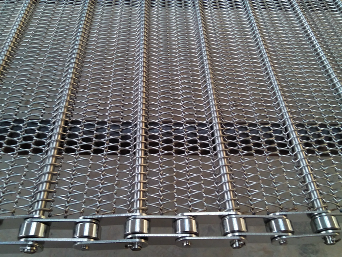 Conveyor belt of raisin dryer