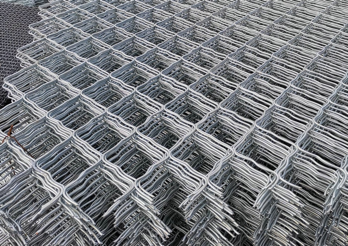 Beautiful grid wire mesh